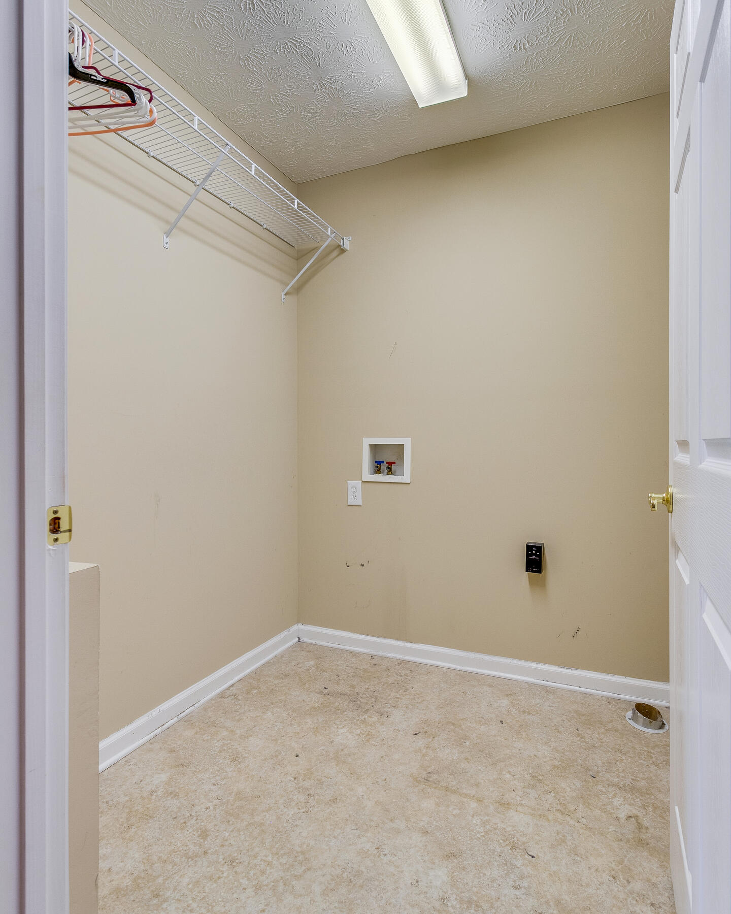 4120 Cooks Point Kingsport, TN 37664 - Photo 32 of 35 027