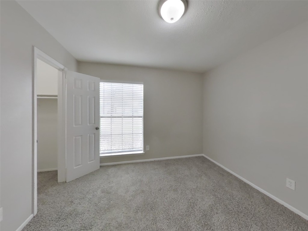 11519 Perry Road Houston, TX 77064 - Photo 11 of 15