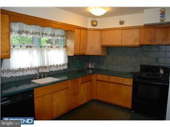 7760 Bennett Road Wyncote, PA 19095 - Photo 5 of 11 Kitchen