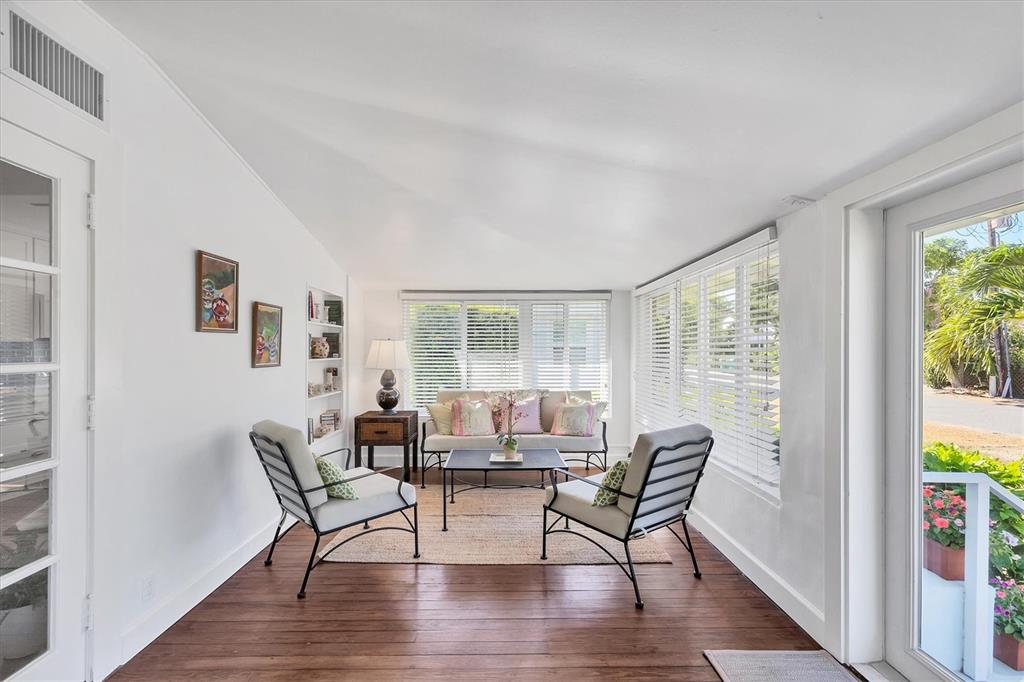 380 Tarpon Avenue Boca Grande, FL 33921 - Photo 5 of 38