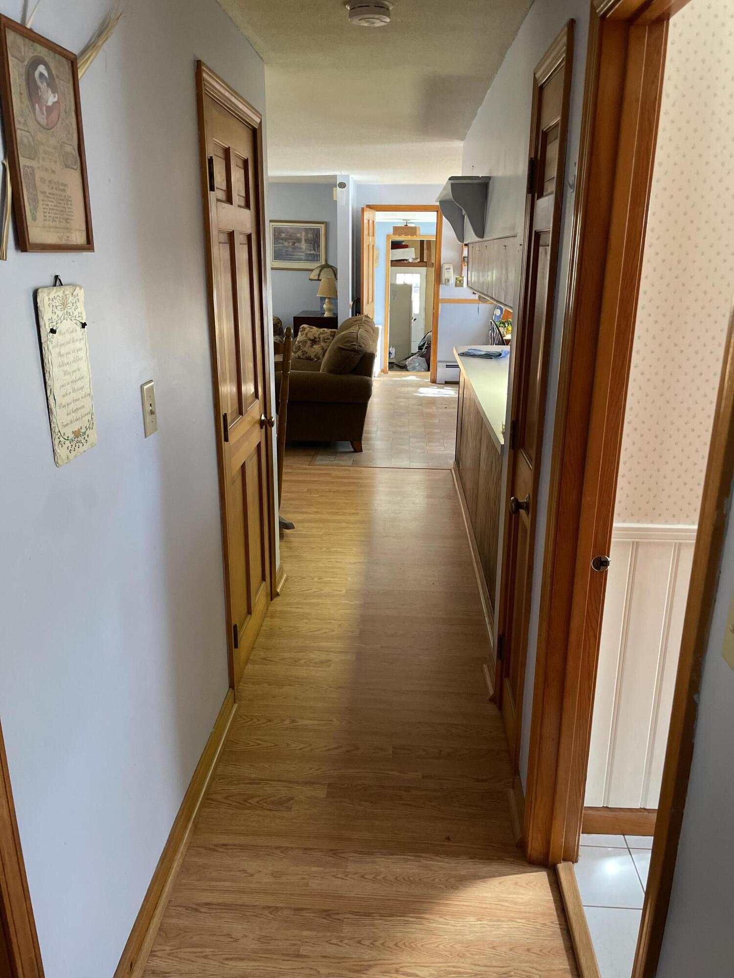 95 Mast Road Falmouth, ME 04105 - Photo 33 of 37 Hallway