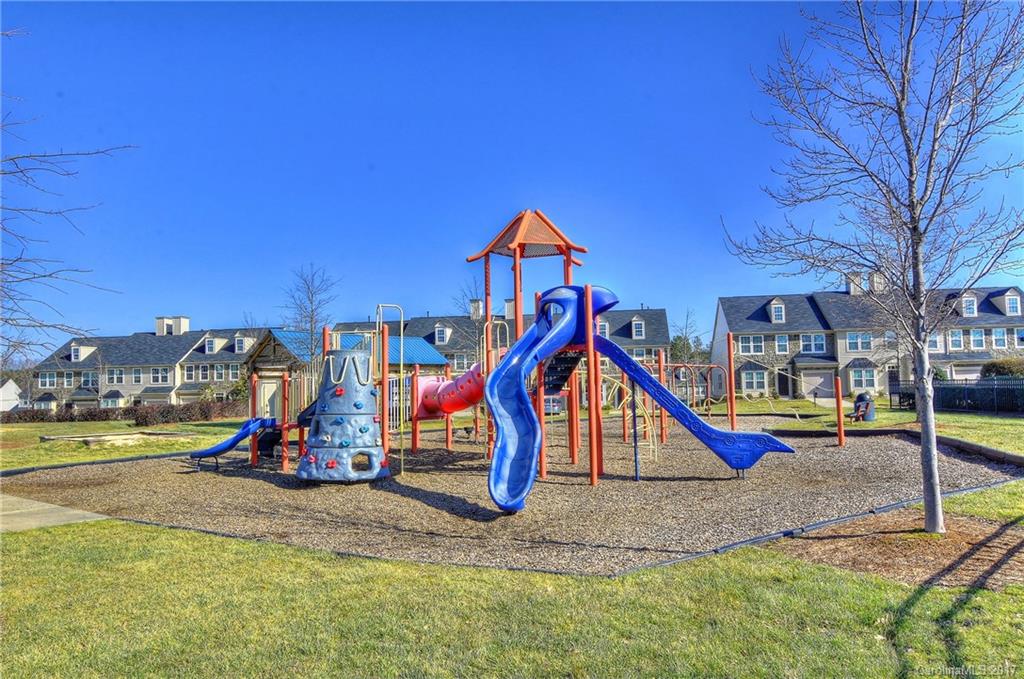 7449 Hamilton Bridge Road Charlotte, NC 28278 - Photo 19 of 22 Gallery Image 19