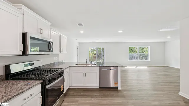 $234,900 | 225 Pristine Drive, Greenwood, SC 29646