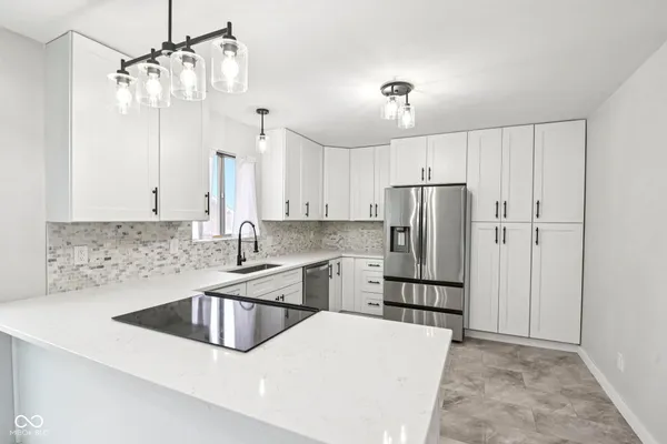 $282,500 | 100 Lincoln Street, Plainfield, IN 46168