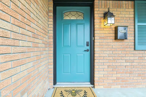 $282,500 | 100 Lincoln Street, Plainfield, IN 46168