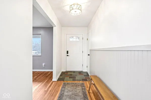 $282,500 | 100 Lincoln Street, Plainfield, IN 46168