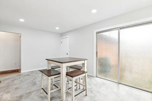 $282,500 | 100 Lincoln Street, Plainfield, IN 46168