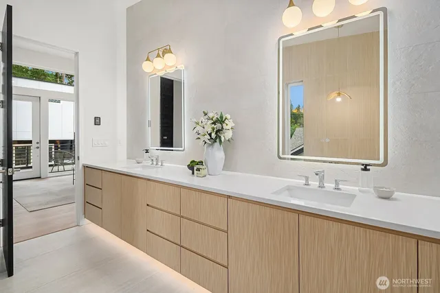 $2,250,000 | 3973 162nd Place Southeast, Bellevue, WA 98006