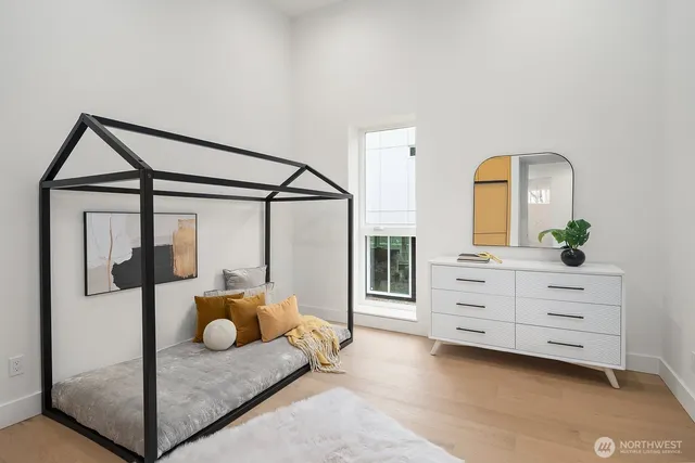 $2,250,000 | 3973 162nd Place Southeast, Bellevue, WA 98006