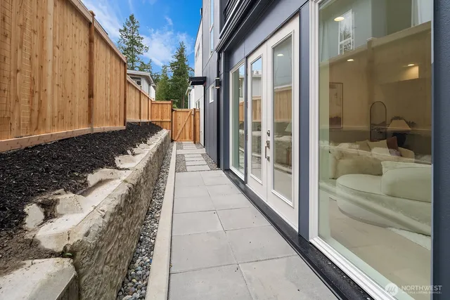 $2,250,000 | 3973 162nd Place Southeast, Bellevue, WA 98006