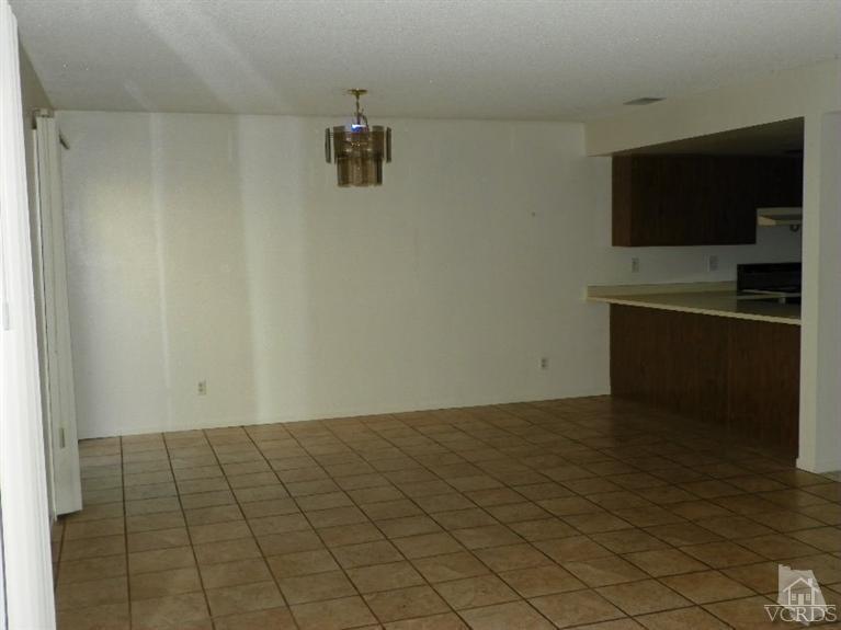 5214 Longfellow Way Oxnard, CA 93033 - Photo 4 of 26 Additional Photo