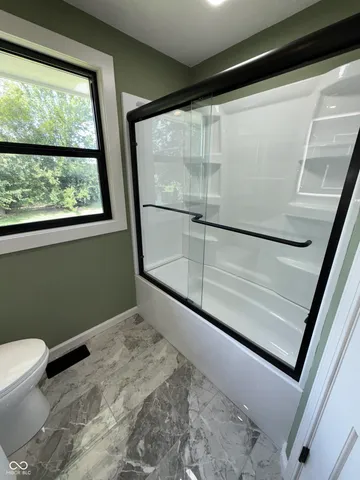 $249,900 | 3215 Alexandria Pike, Anderson, IN 46012