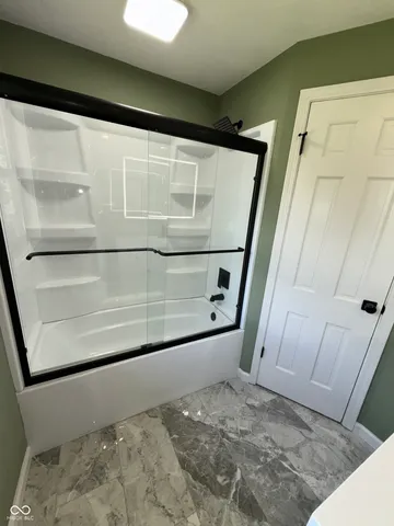 $249,900 | 3215 Alexandria Pike, Anderson, IN 46012