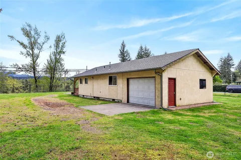 $425,000 | 306 11th Street, Sultan, WA 98294