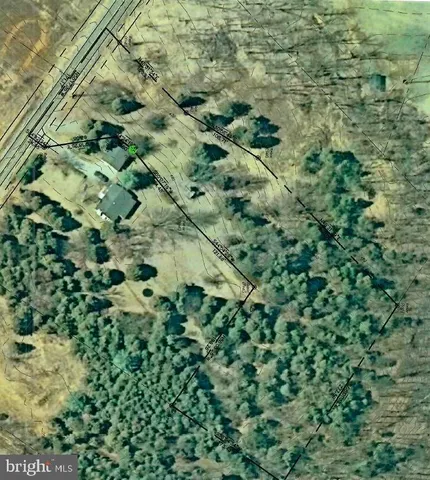 a view of a lush green field