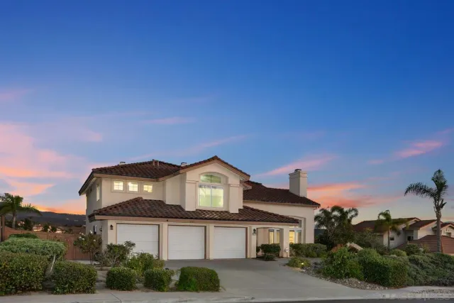 $1,435,000 | 1819 Monarch Ridge Circle, El Cajon, CA 92019