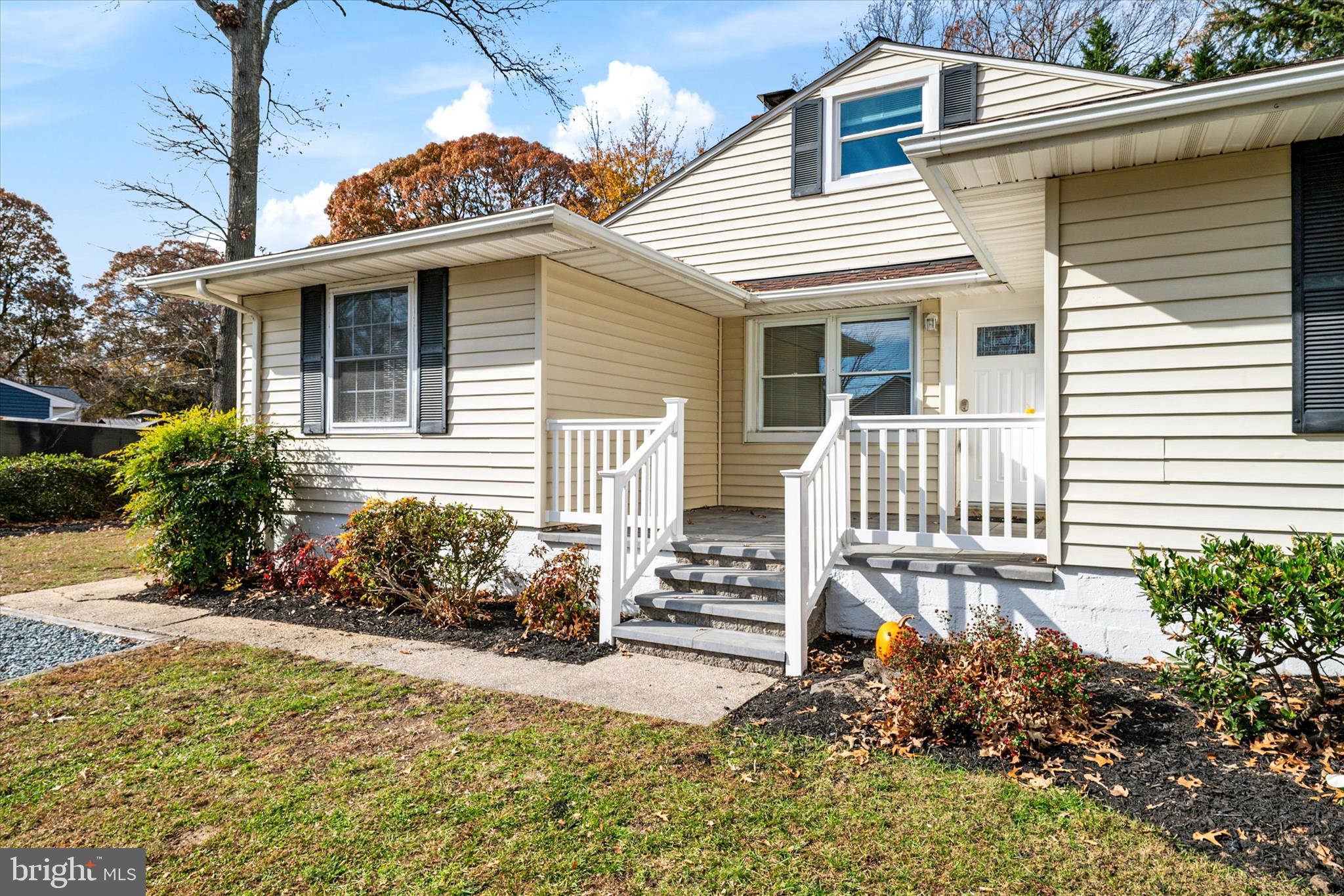 1219 Hillcreek Road Pasadena, MD 21122 - Photo 4 of 40