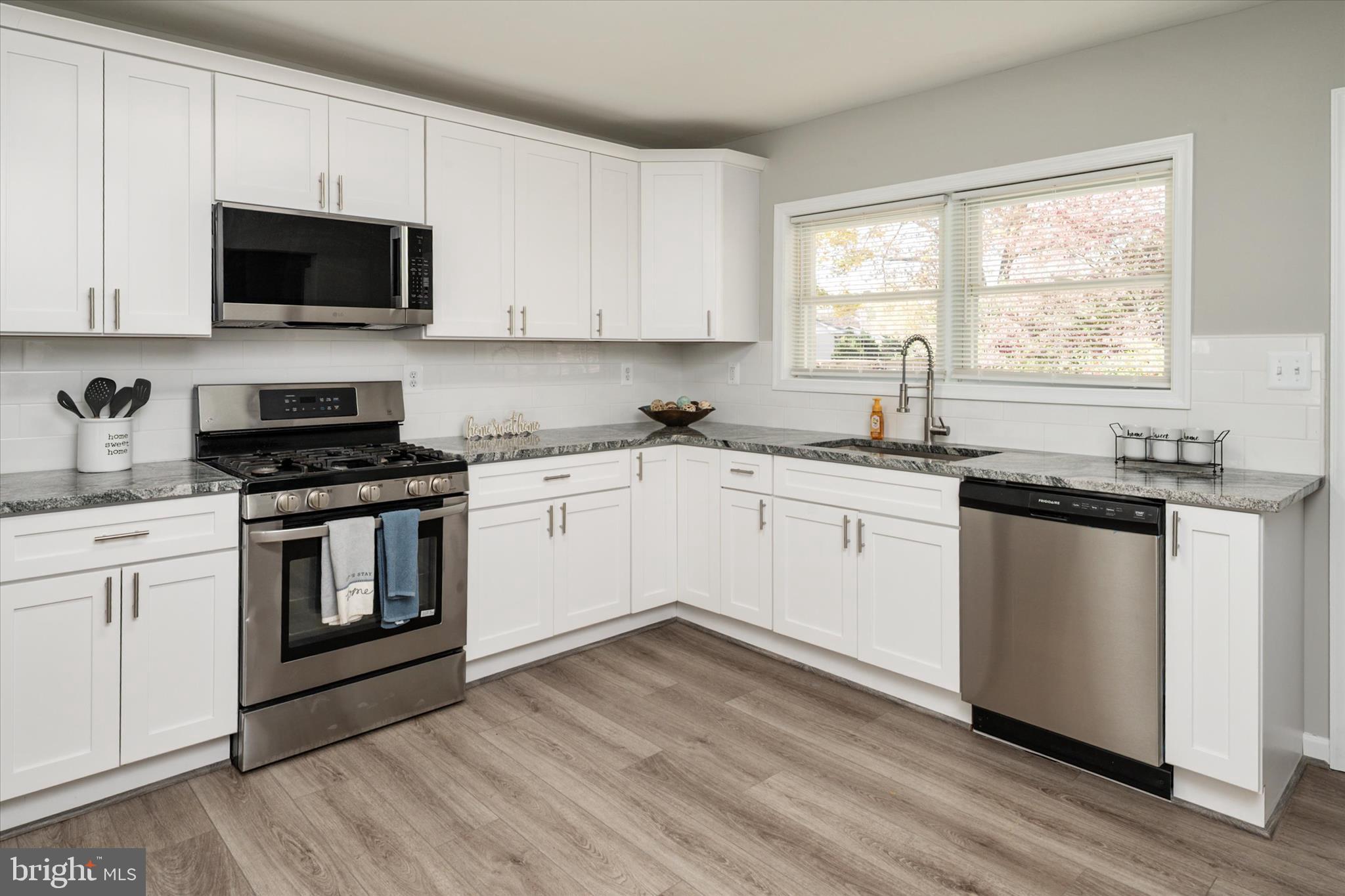 1219 Hillcreek Road Pasadena, MD 21122 - Photo 8 of 40