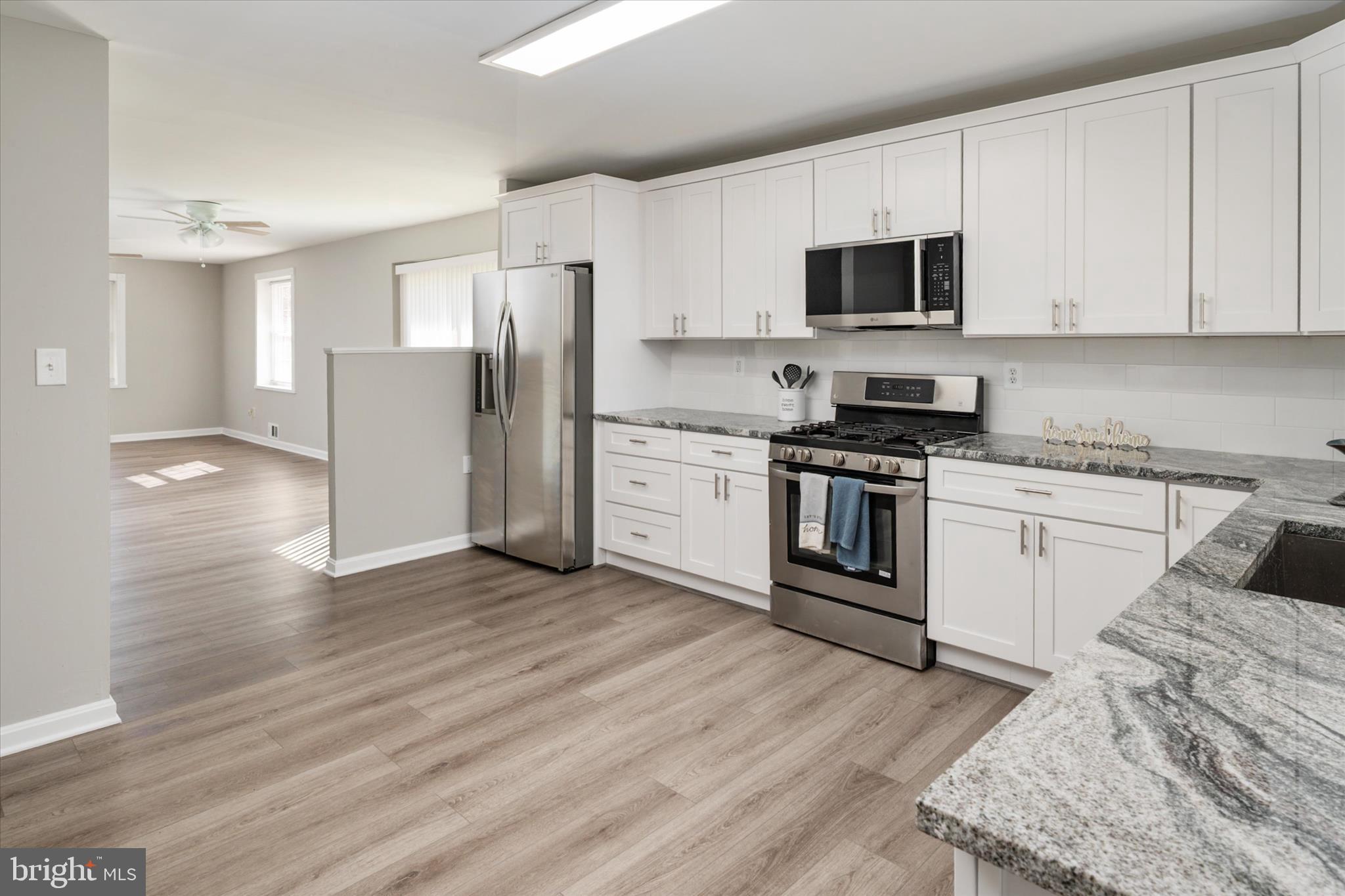 1219 Hillcreek Road Pasadena, MD 21122 - Photo 9 of 40