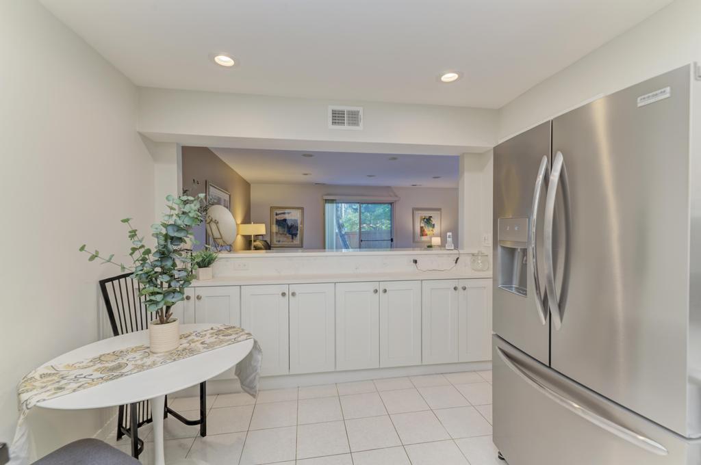 4000 Dundee Road, Unit 107 Northbrook, IL 60062 - Photo 13 of 31