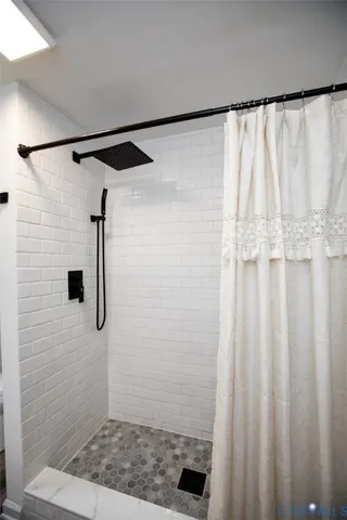 $275,000 | 3806 Richmond Highway, Spout Spring, VA 24593