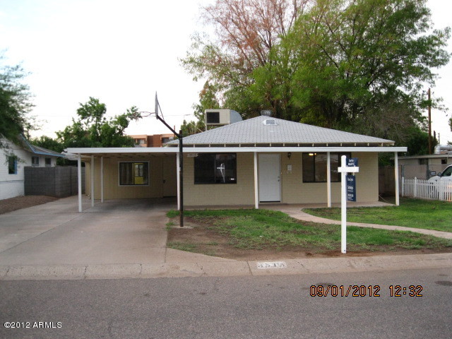 3515 East Cheery Lynn Road Phoenix, AZ 85018 - Photo 1 of 27 Cheery Lynn 002
