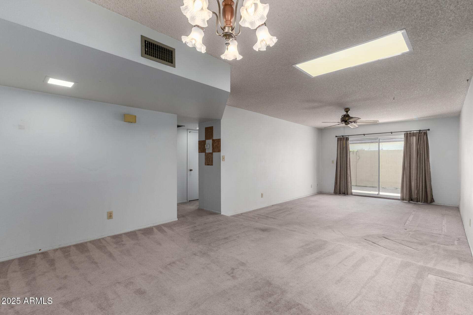 3013 West Redfield Road Phoenix, AZ 85053 - Photo 5 of 25 07 Redfield