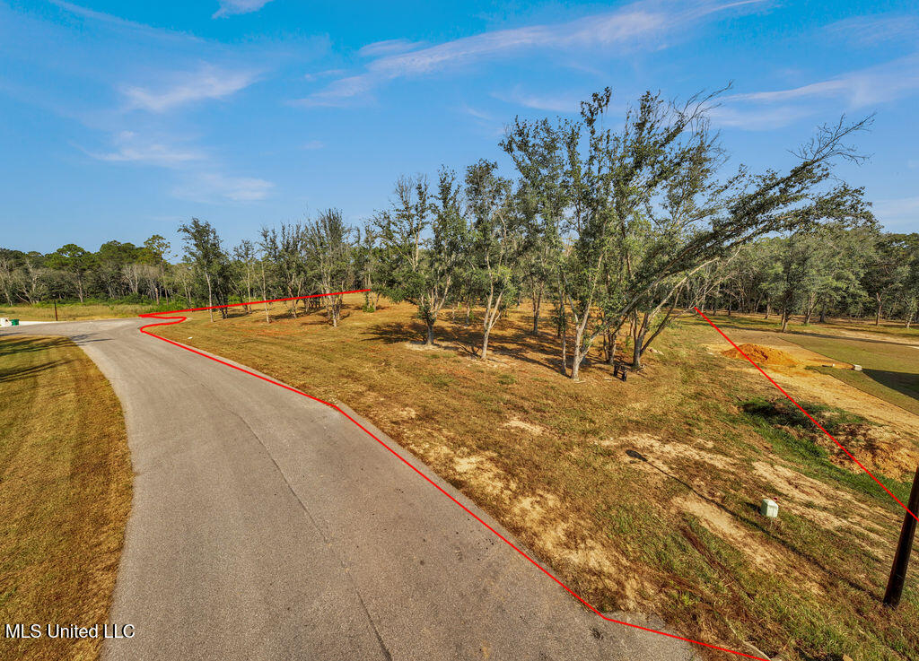7805 Songbird Lane Moss Point, MS 39562 - Photo 11 of 16 7805SongbirdLn-11