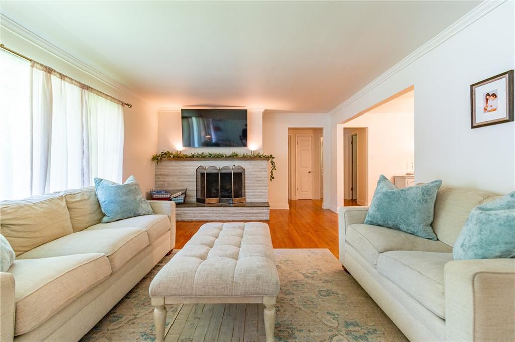 468 Cherokee Drive Butler, PA 16001 - Photo 7 of 49 Gallery Image 7