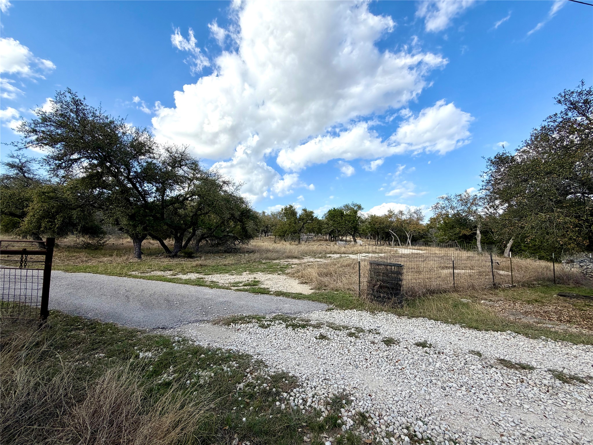 1360 County Road 233 Florence, TX 76527 - Photo 4 of 27 Main Access to the property