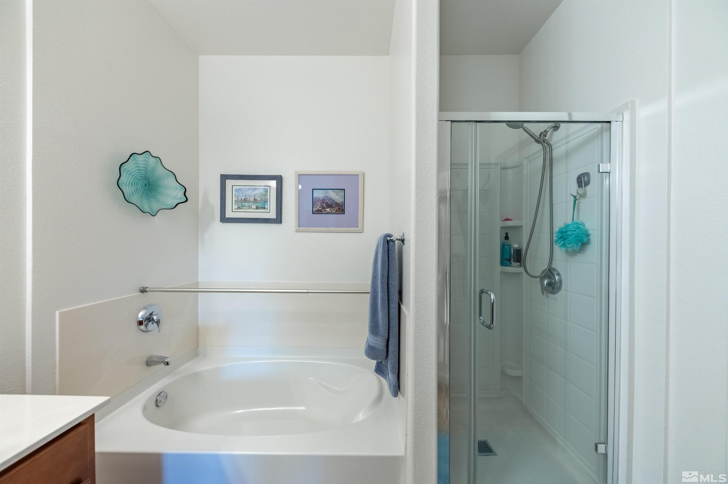 9050 Double R Boulevard, Unit 1925 Reno, NV 89521 - Photo 16 of 32 a close view of a bathtub in bathroom