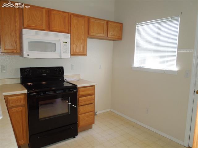 6769 Bismark Road Colorado Springs, CO 80922 - Photo 10 of 18