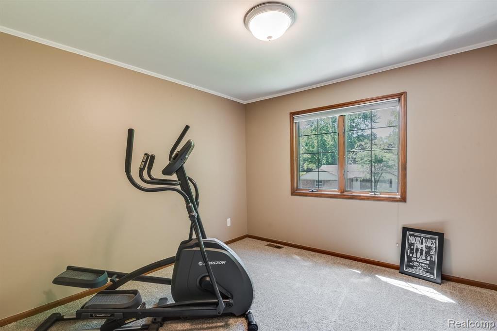 2373 Norton Road Rochester Hills, MI 48307 - Photo 20 of 36