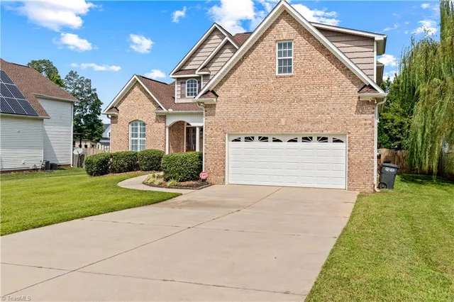 $459,900 | 5220 Vineleaf Court, Clemmons, NC 27012