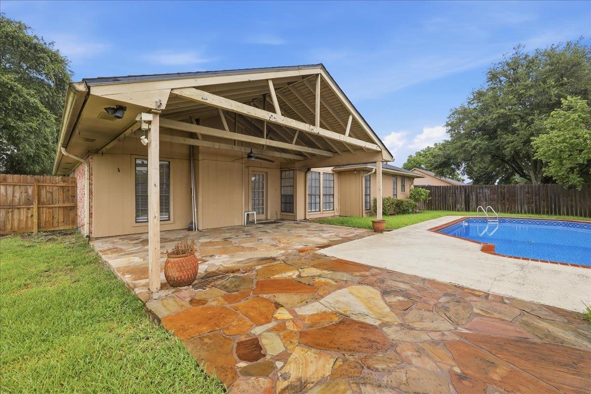 1780 Rafes Way Beaumont, TX 77706 - Photo 25 of 32
