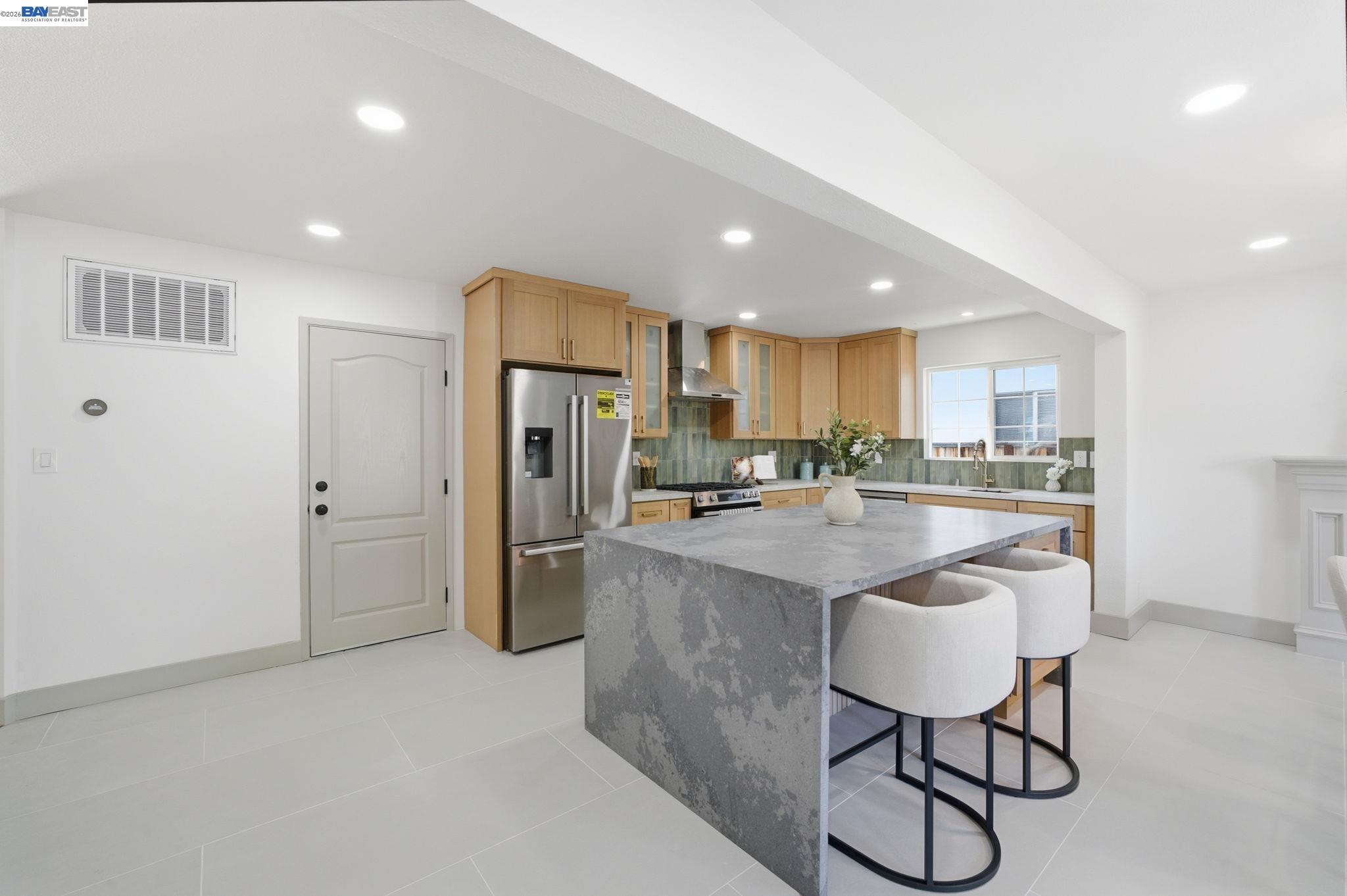1789 Linnet Lane Sunnyvale, CA 94087 - Photo 13 of 39