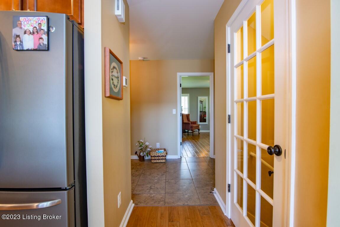 376 Riverside Lane Falls Of Rough, KY 40119 - Photo 20 of 83 376 Riverside-43