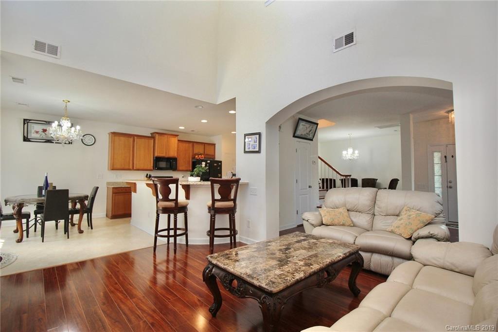 11032 Greenhead View Road Charlotte, NC 28262 - Photo 12 of 34 Gallery Image 12