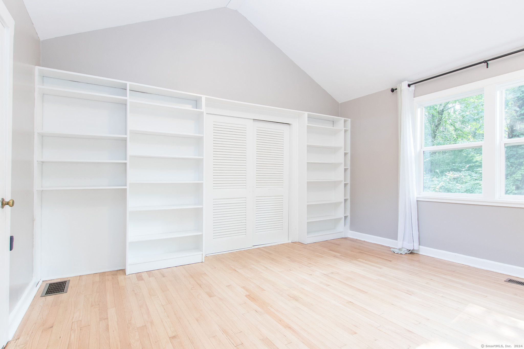 211 New Canaan Road Wilton, CT 06897 - Photo 25 of 40