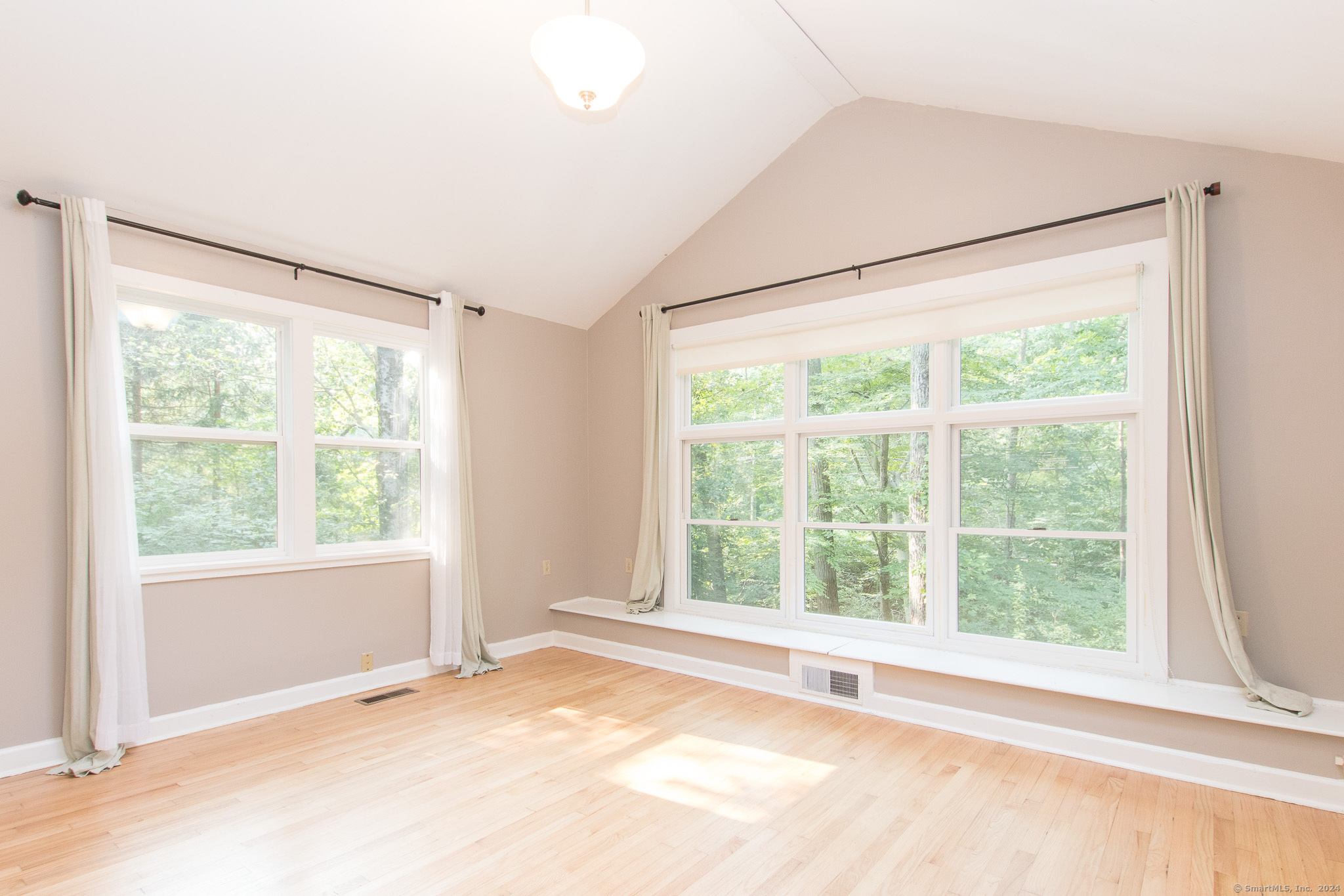 211 New Canaan Road Wilton, CT 06897 - Photo 26 of 40