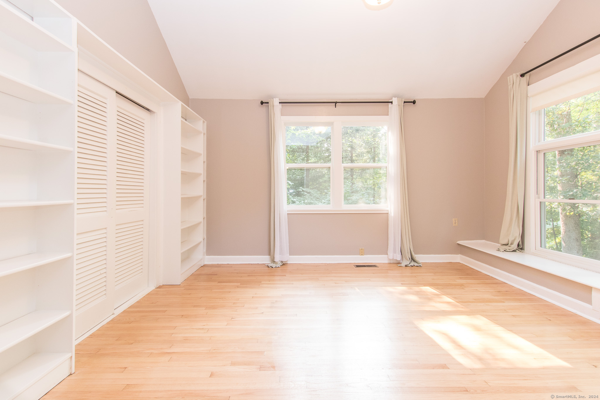 211 New Canaan Road Wilton, CT 06897 - Photo 27 of 40