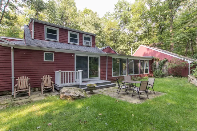 $5,200 | 211 New Canaan Road, Wilton, CT 06897
