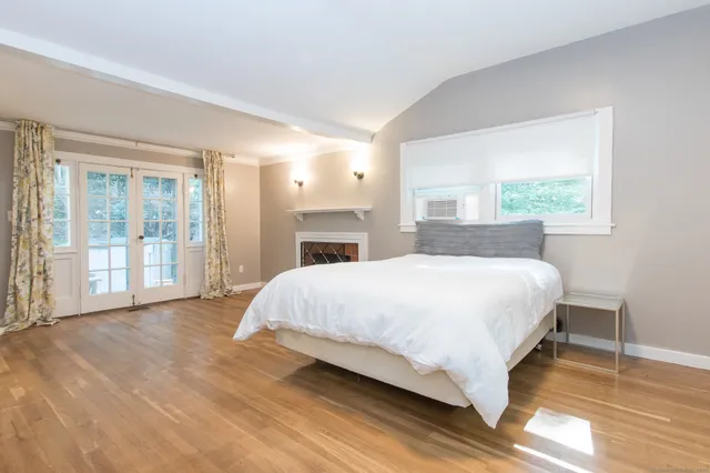 $5,200 | 211 New Canaan Road, Wilton, CT 06897