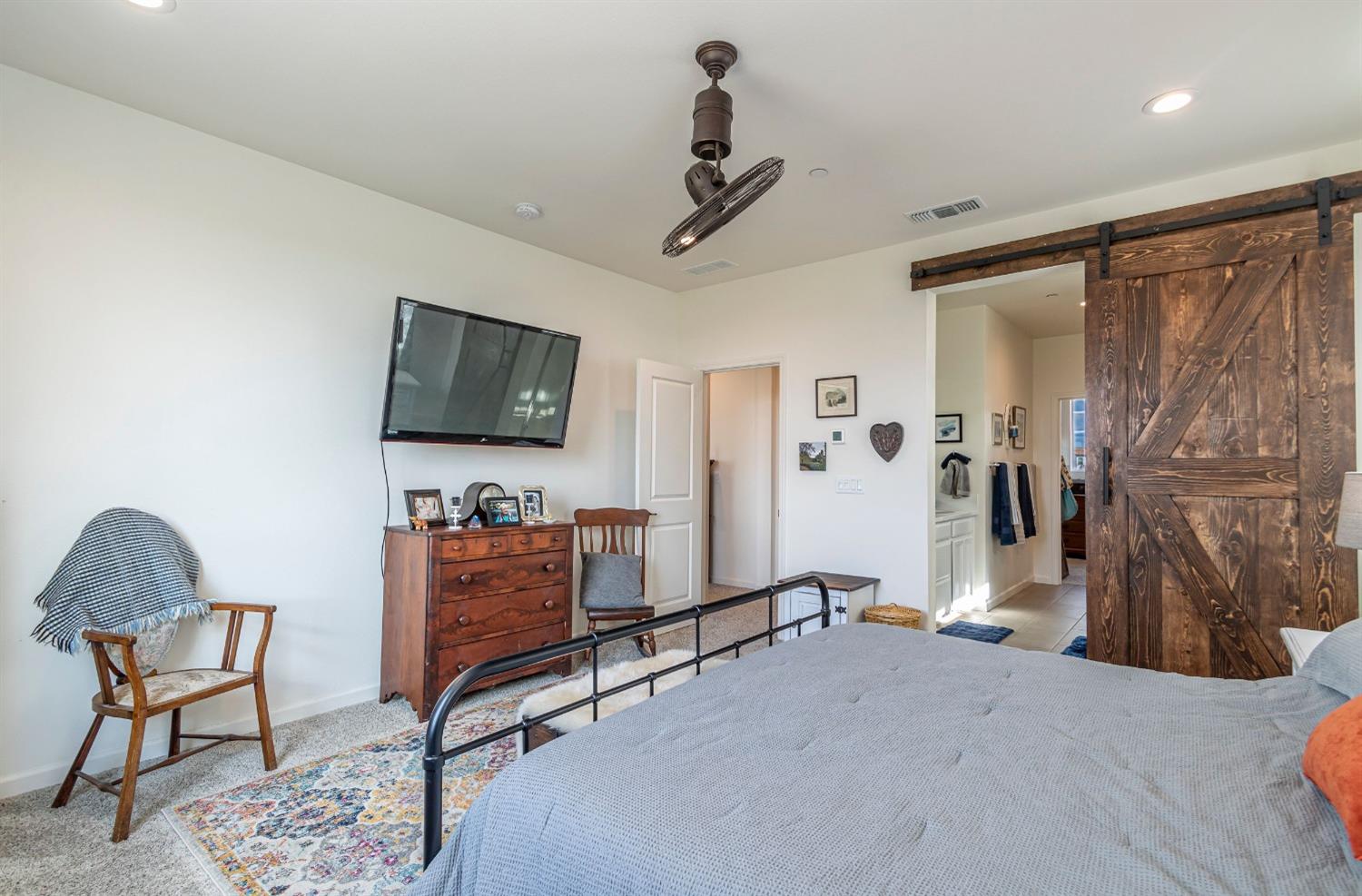 4262 Hillside Road Madera, CA 93636 - Photo 35 of 55 Gallery Image 35