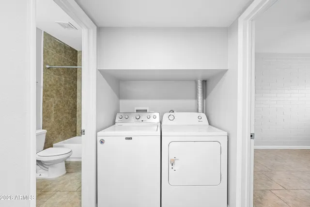 $999 | 1518 West Colter Street, Unit 17, Phoenix, AZ 85015