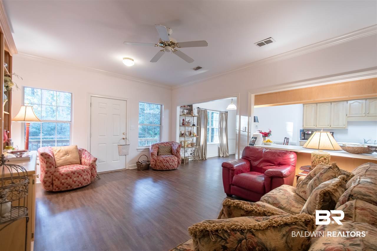 23561 3rd Street Fairhope, AL 36532 - Photo 32 of 50 Guest Living Room