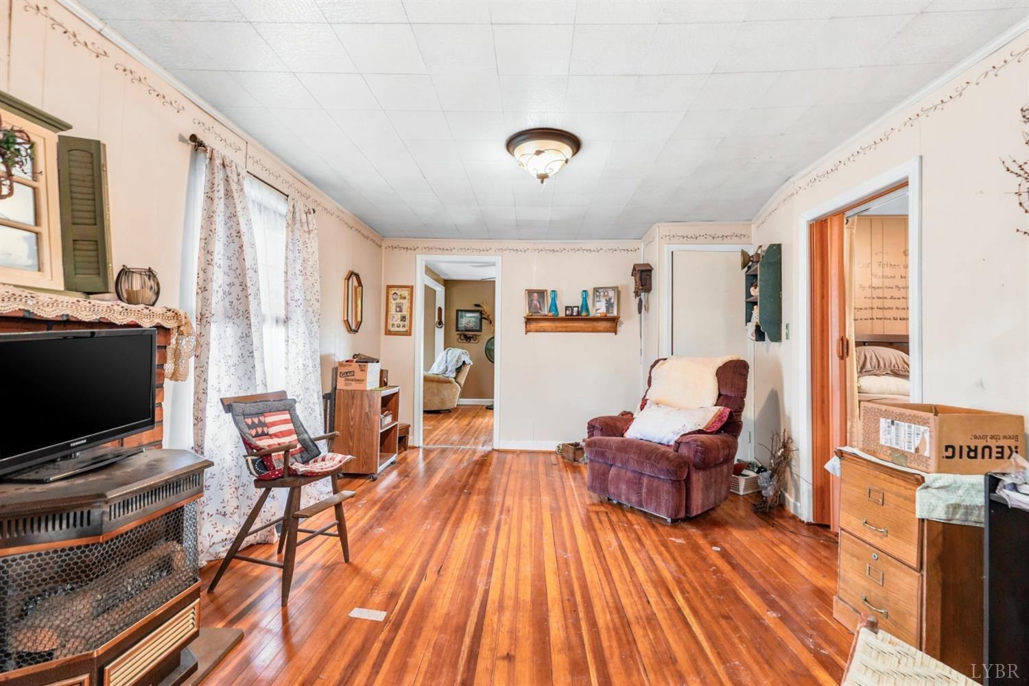 378 South 5 Forks Road Monroe, VA 24574 - Photo 13 of 43