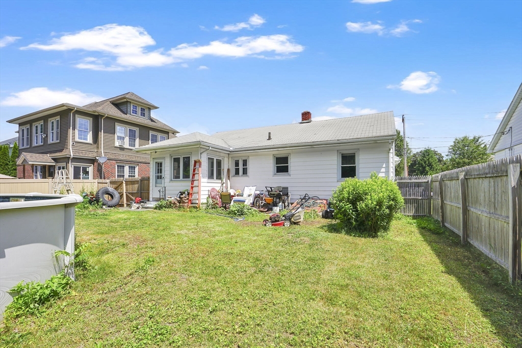 53 Ellerton Street Chicopee, MA 01020 - Photo 35 of 35
