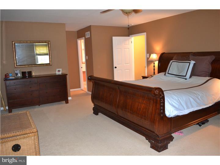 131 Beech Terrace Springfield, PA 19064 - Photo 19 of 24 Bedroom - Main