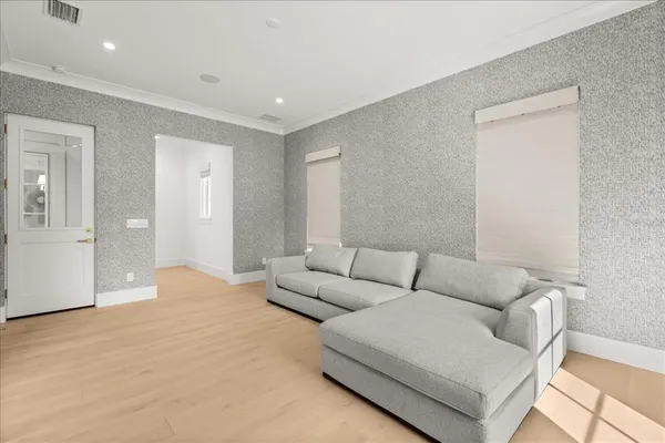 $2,950,000 | 151 Oakwood Way, Winter Park, FL 32789